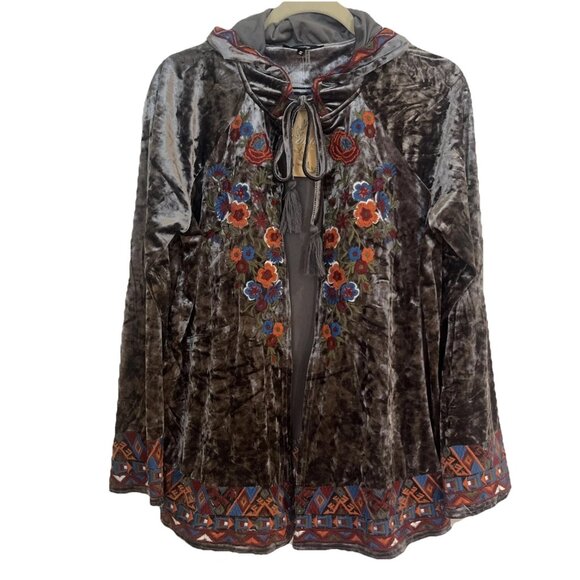 Andree By Unit Gray Crushed Velvet Embroidered Kimono Cardigan Sz S Hood Tie NEW - Picture 1 of 10